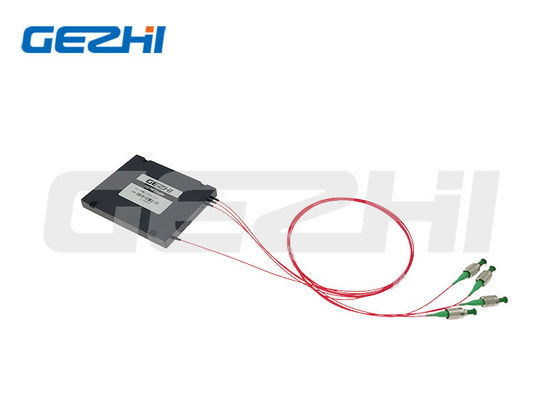Купить Низкая потеря вставки 1*3 Поляризация поддерживающая оптоволоконную связку для решений FTTx Производство в сети